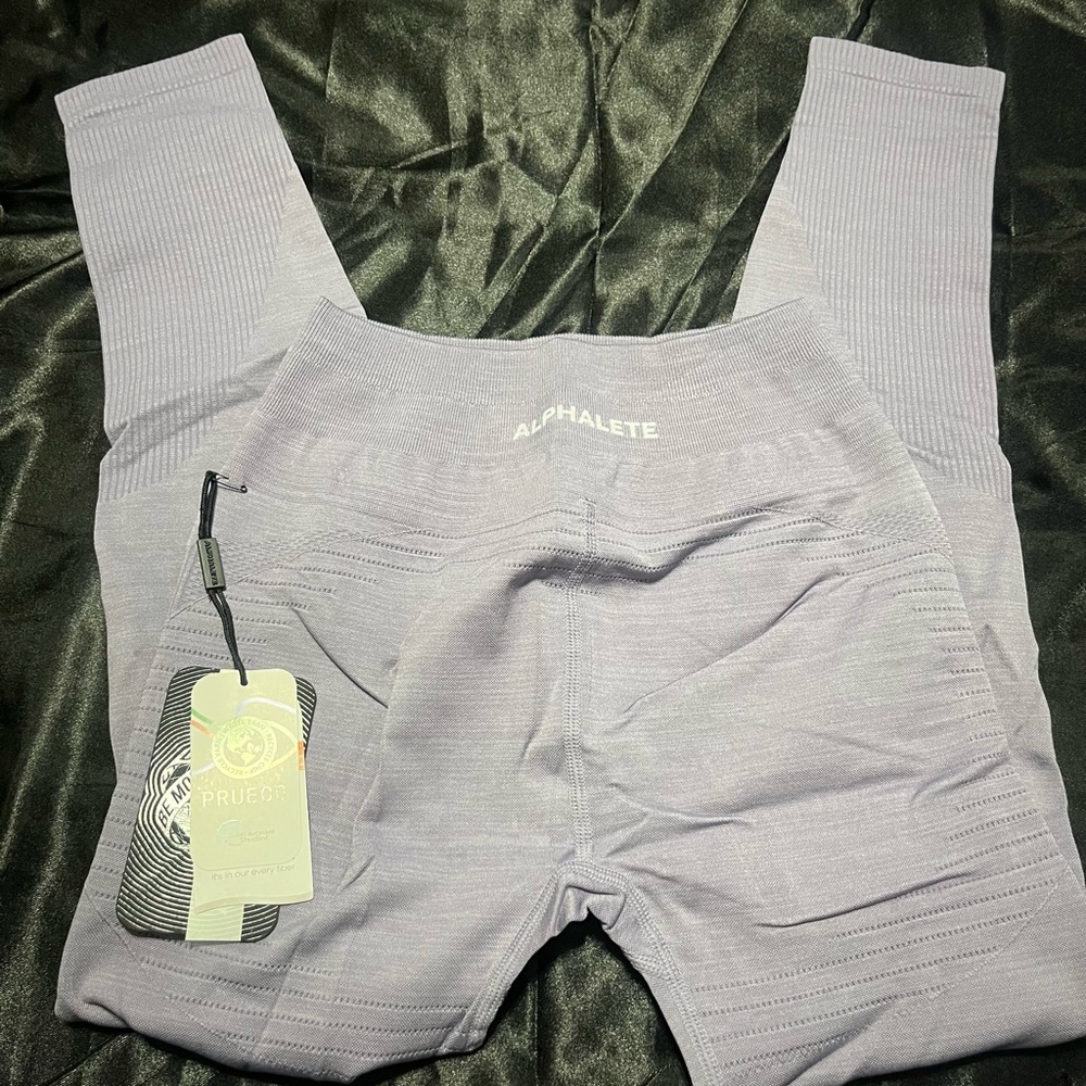 Alphalete Ozone Lavender Leggings